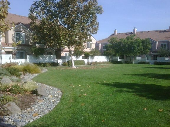 3rd image of 4272 Ballatore Dr