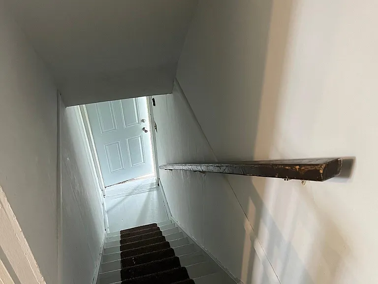 102 E Chapel St #4 — Photo 10