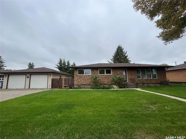 1123 Asquith Drive, Esterhazy, SK S0A 0X0