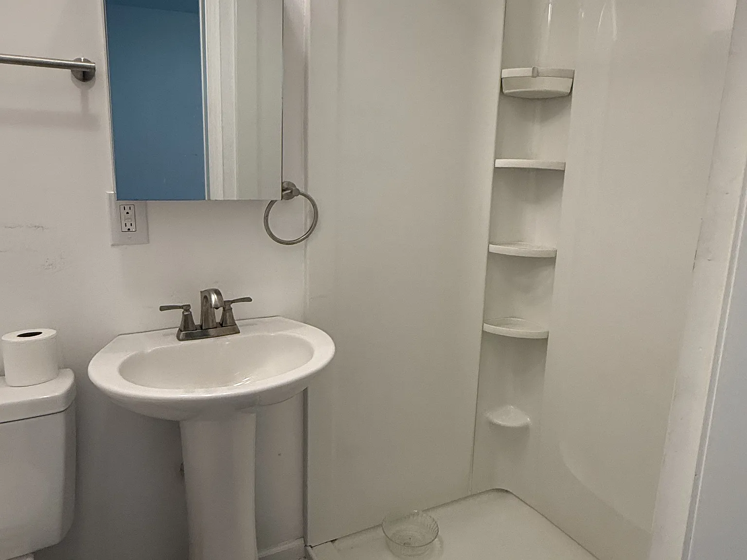 1 bed, 500 sqft, $900 — Photo 4