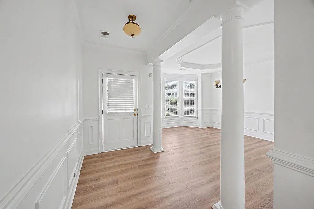 5 bed, 4.0 bath, 3038 sqft, $5,500 — Photo 4