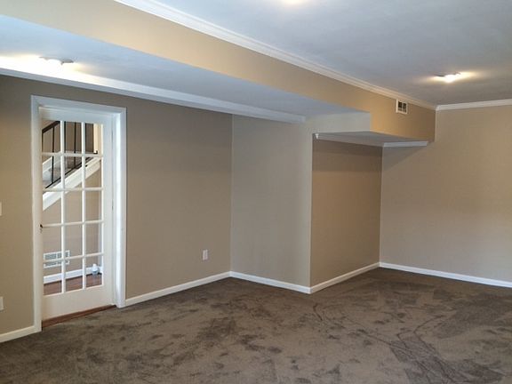 Newly Renovated 1st Floor Bedroom