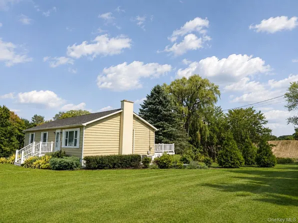 417 Tripp Rd, Millerton, NY 12546