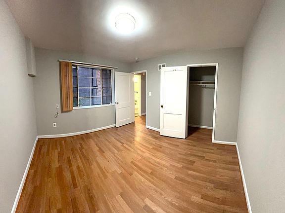 3rd image of 317 11th St NE APT 101