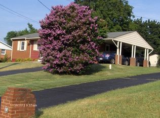 335 Hartman Dr, Harrisonburg, VA 22802