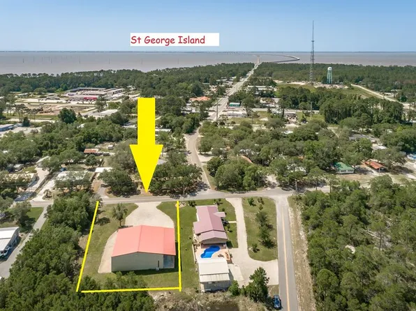 247 Old Ferry Dock Rd, Eastpoint, FL 32328