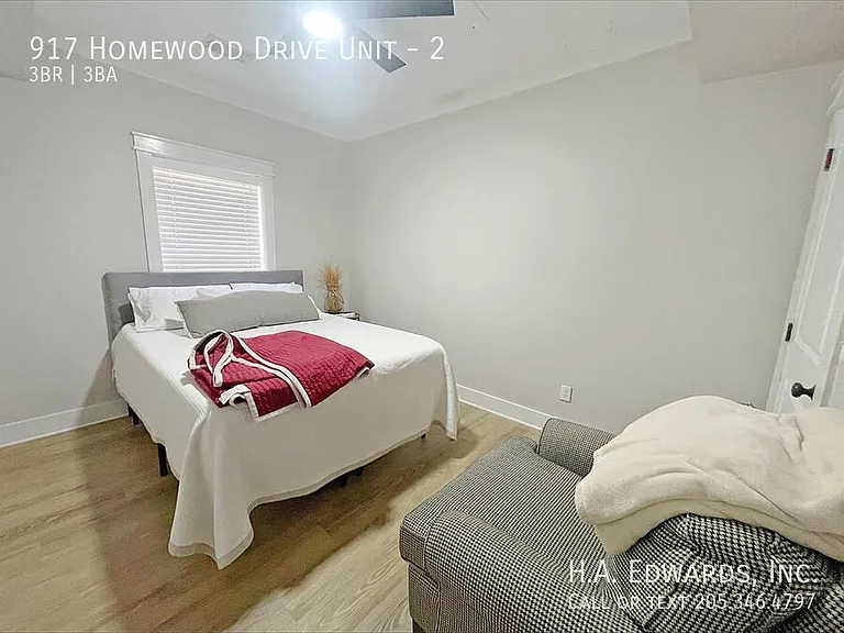 917 Homewood Dr #2 — Photo 4