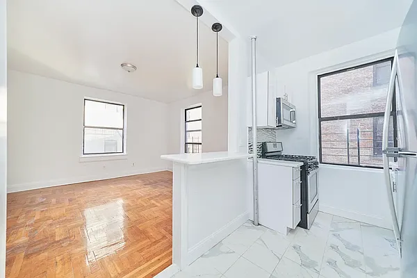 Rented by Living New York | media 1