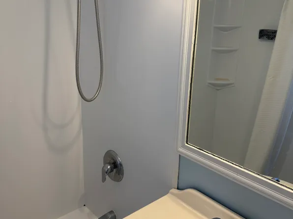 (undisclosed Address), Auburn, NY 13021