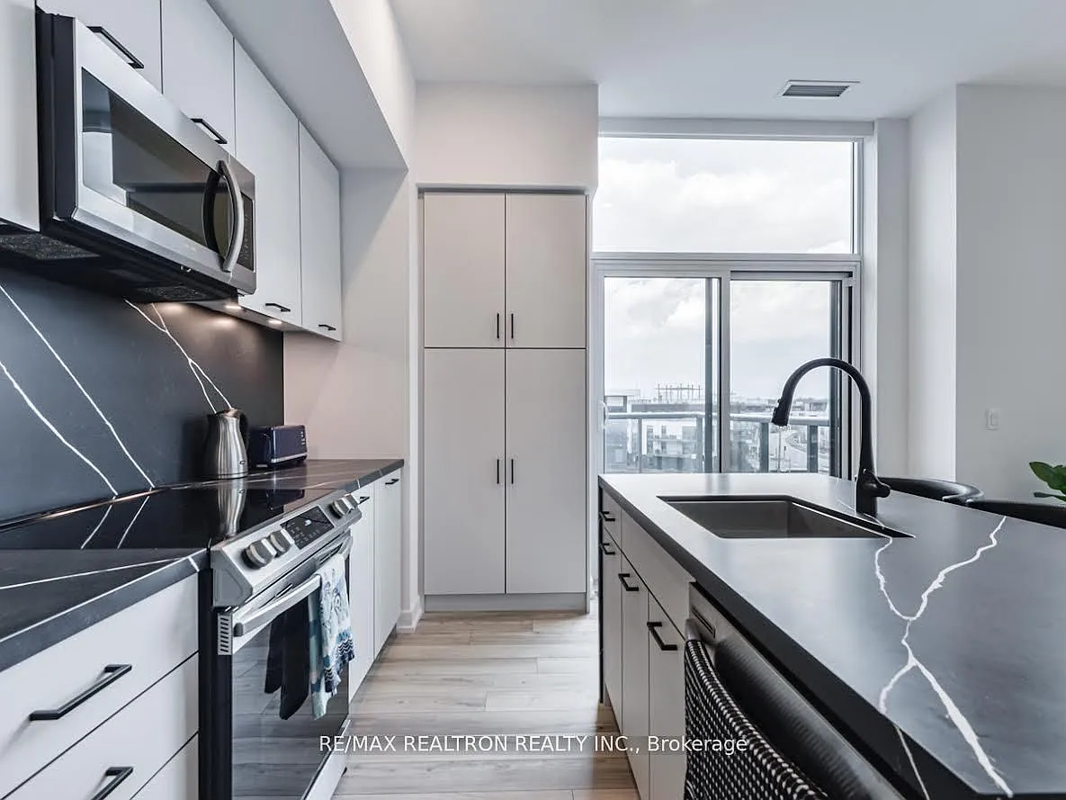 2 bed, $2,800 — Photo 4