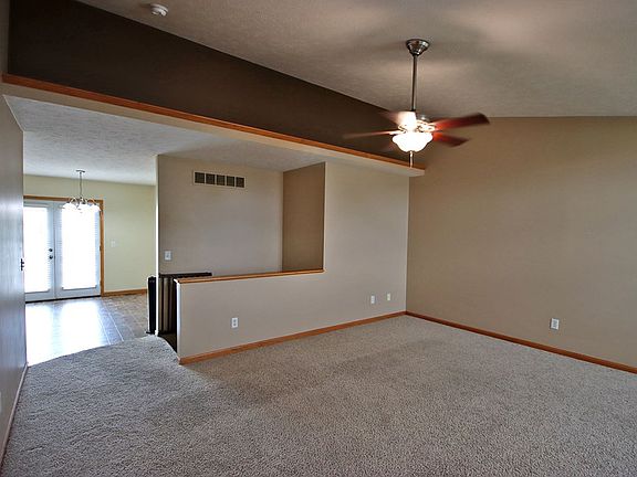 2nd image of 2418 Calcutta Dr