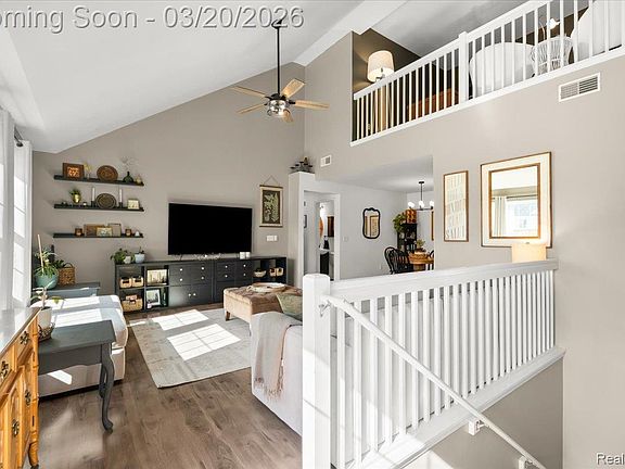 5th image of 1103 Rial Lake Dr