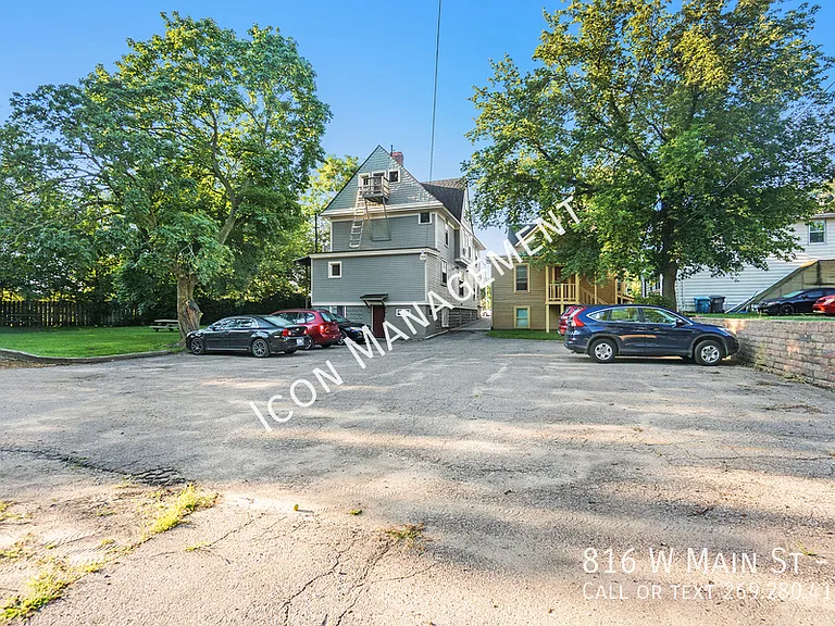 816 W Main St #2 — Photo 13