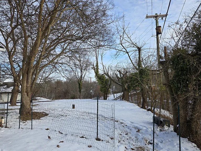 1555 Morris Rd — Photo 17