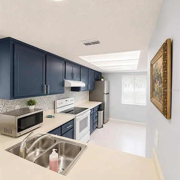 115 Lakeview Pl #115 — Photo 9