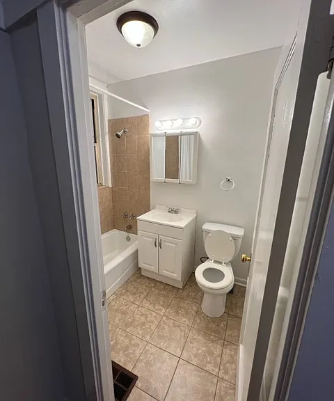 1510 W Rosemont Ave #3N — Photo 15