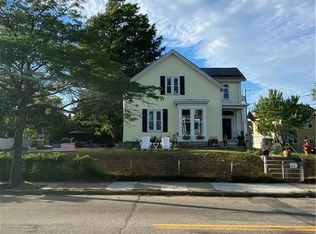 425 Plainfield St, Providence, RI 02909