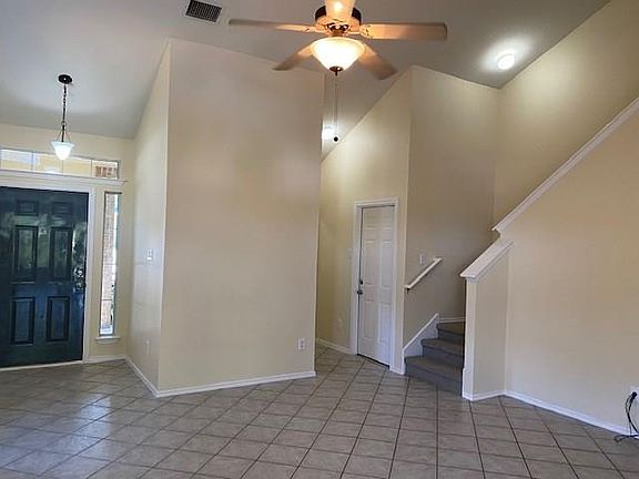 3rd image of 2056 Buckley Ln
