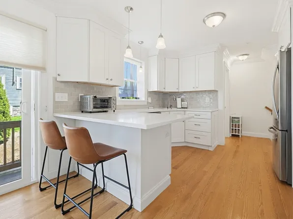260 West St #3, Quincy, MA 02169