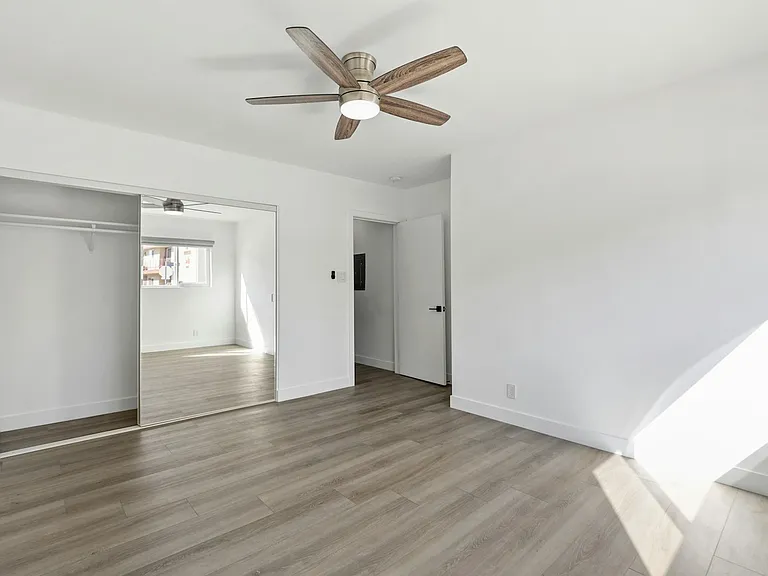 8777 Cadillac Ave #2 — Photo 17