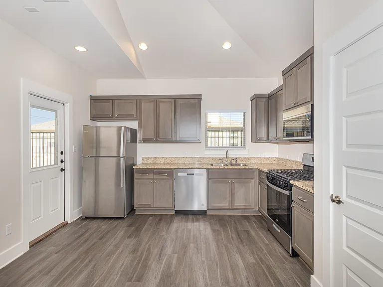 Windermere Parke Garden Villas — Photo 19