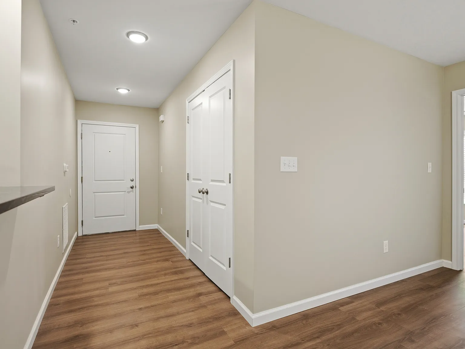 2319 Lantern Ridge Drive - 2 — Photo 2