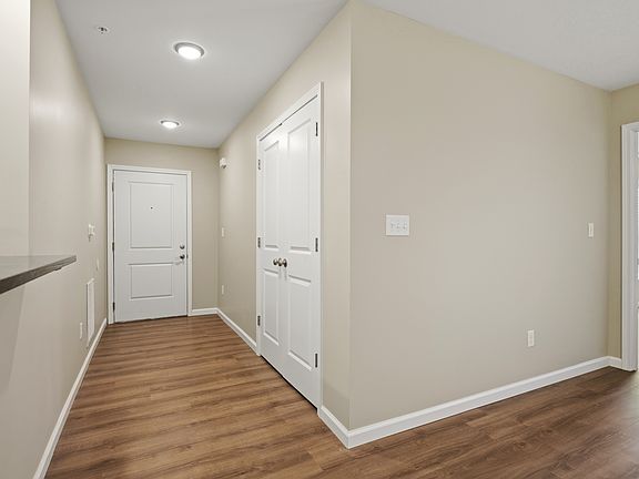 2nd image of 2319 Lantern Ridge Dr #2