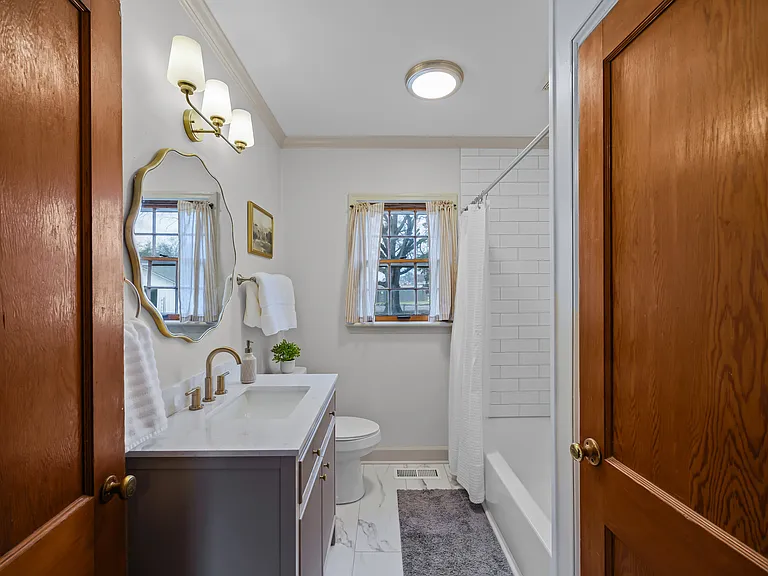 531 Westwood Ave — Photo 8