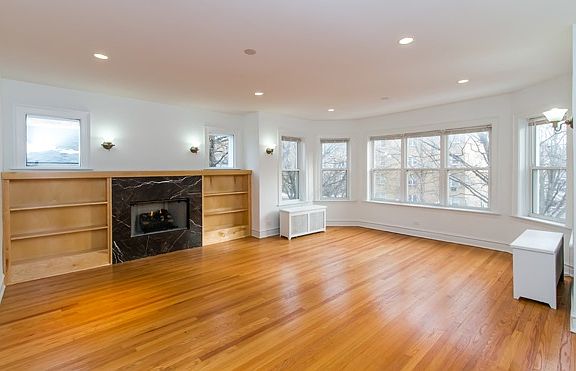 3rd image of 6148 N Hoyne Ave APT 2N