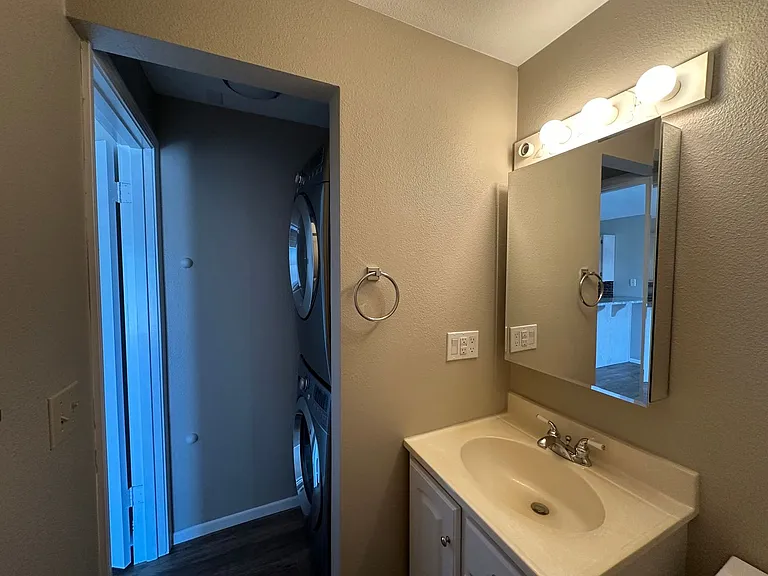 4038 Mayne Ln #13 — Photo 15