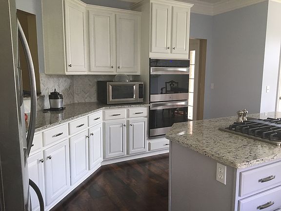 4th image of 1420 Sanborn Dr