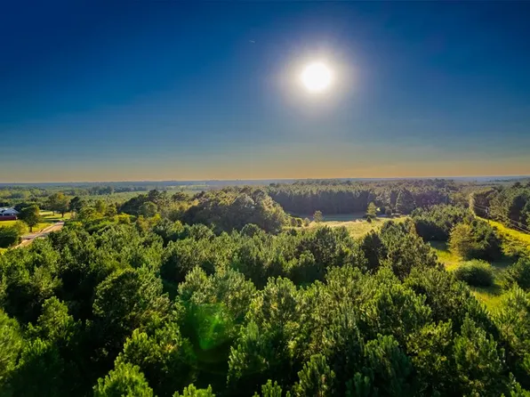 2226 Randall Wade Rd, Headland, AL 36345