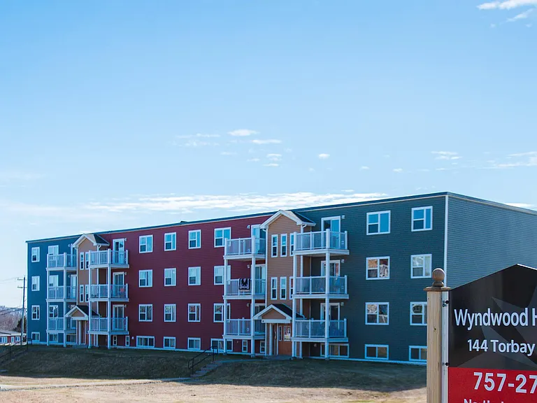 2 Tobin Cres — Photo 9