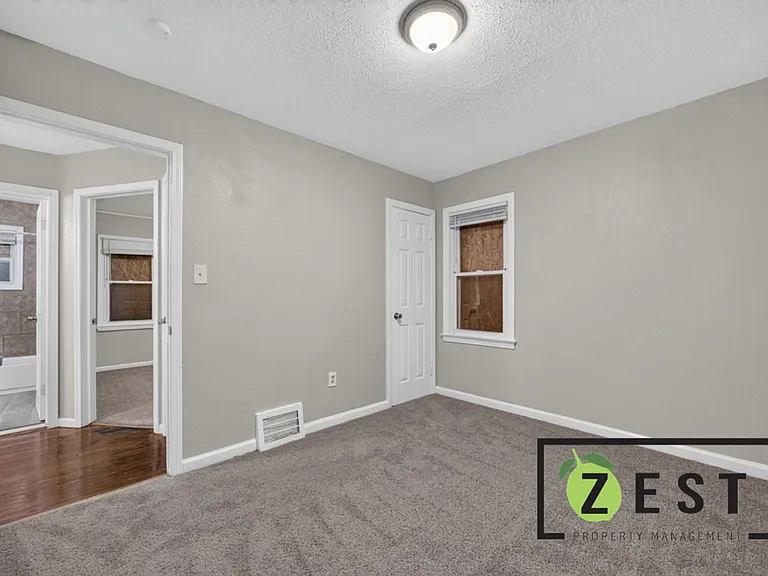 20056 Barlow St — Photo 14