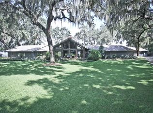 2066 Lake Ariana Blvd, Auburndale, FL 33823