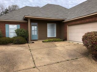 273 Cherry Bark Dr, Brandon, MS