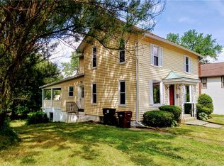 337 Jackson St, Grove City, PA 16127