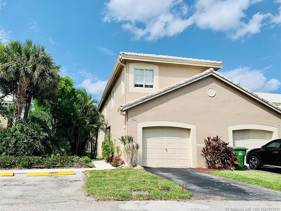 1st image of 2067 Madeira Dr #2067