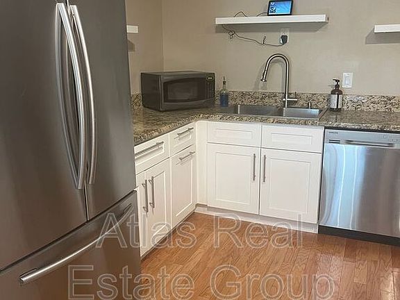 3rd image of 7062 E Dry Creek Cir