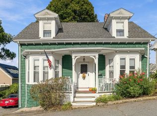 16 Churchill Pl, Lynn, MA 01902