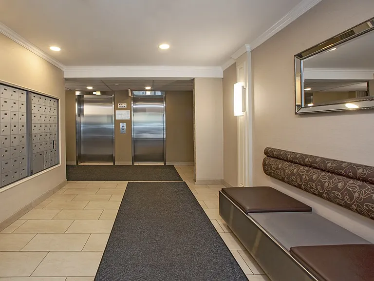 45 Riverview Dr — Photo 16