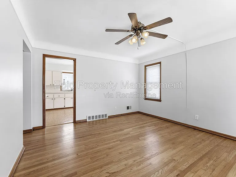 2119 Moran Ave — Photo 7