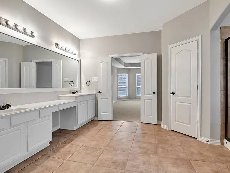 8901 Bent Tree Dr — Photo 28