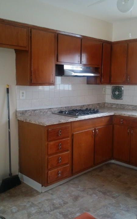 2nd image of 110 Boylan St Floor 2