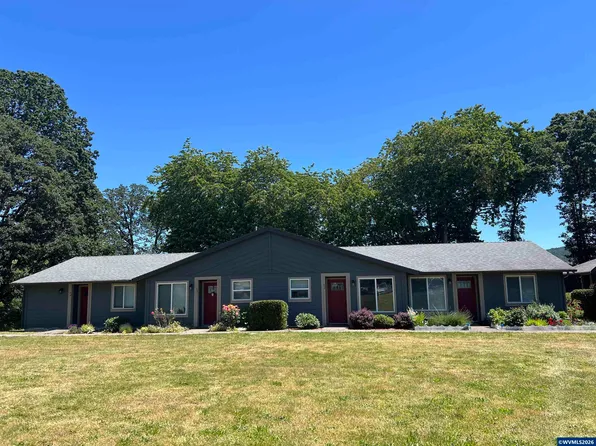 1131 29th Ave, Sweet Home, OR 97386