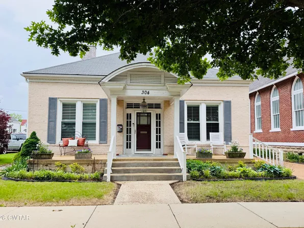 304 S College St, Trenton, TN 38382