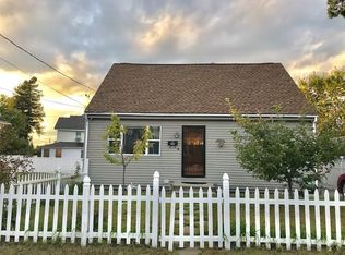 44 Oakton St, Woonsocket, RI 02895