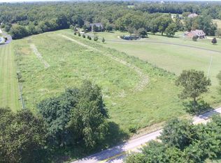 3863 N Cleveland Rd, Lexington, KY 40516