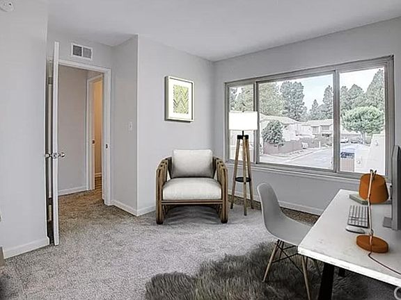 5th image of 1105 Badger Cir
