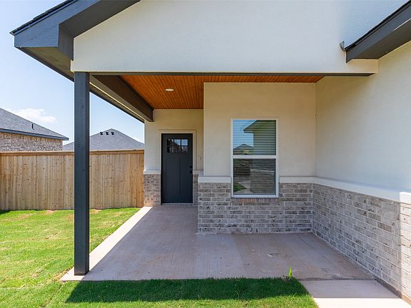 4th image of 7904 Freedom Crest Ave